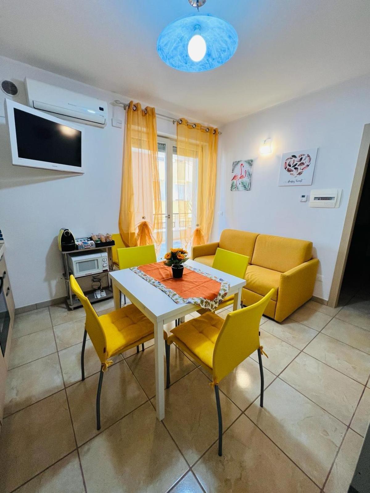 Andrea House Apartment Лече Екстериор снимка